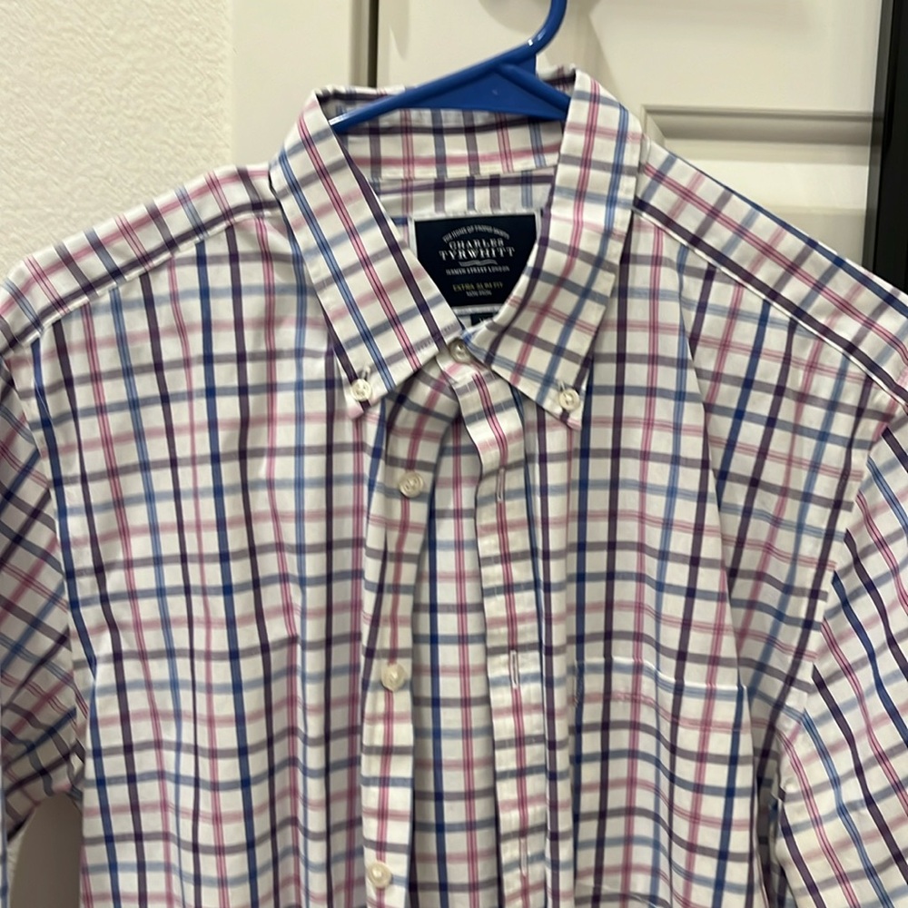 Charles Tyrwhitt
Extra slim fit
Medium
Pink, purple and blue